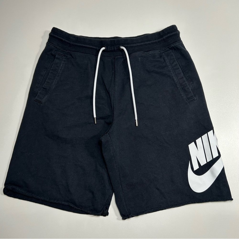 Nike Men's Club Alumni French Terry Shorts Black White Medium